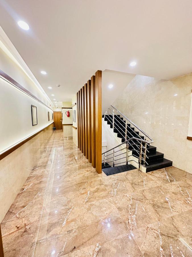 Hotel Bkc Downtown - Near Us Embassy Мумбаи Экстерьер фото